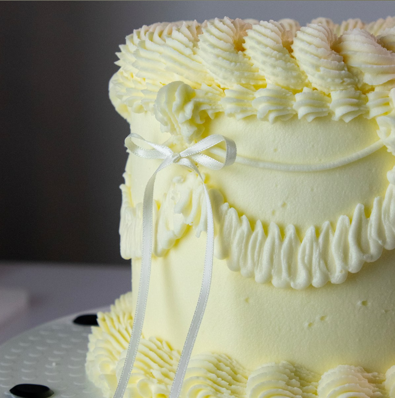 NOEUDS DECORATIFS TOPPER EN SATIN BLANC HT 14CM PAQUET DE 8 PCS