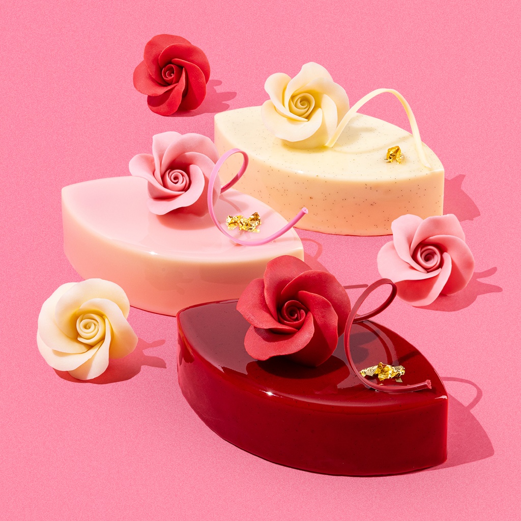 1010064 ROSE BLANCHE EN CHOCOLAT 3,5 x 4CM - 15 PCS ***S/CDE***