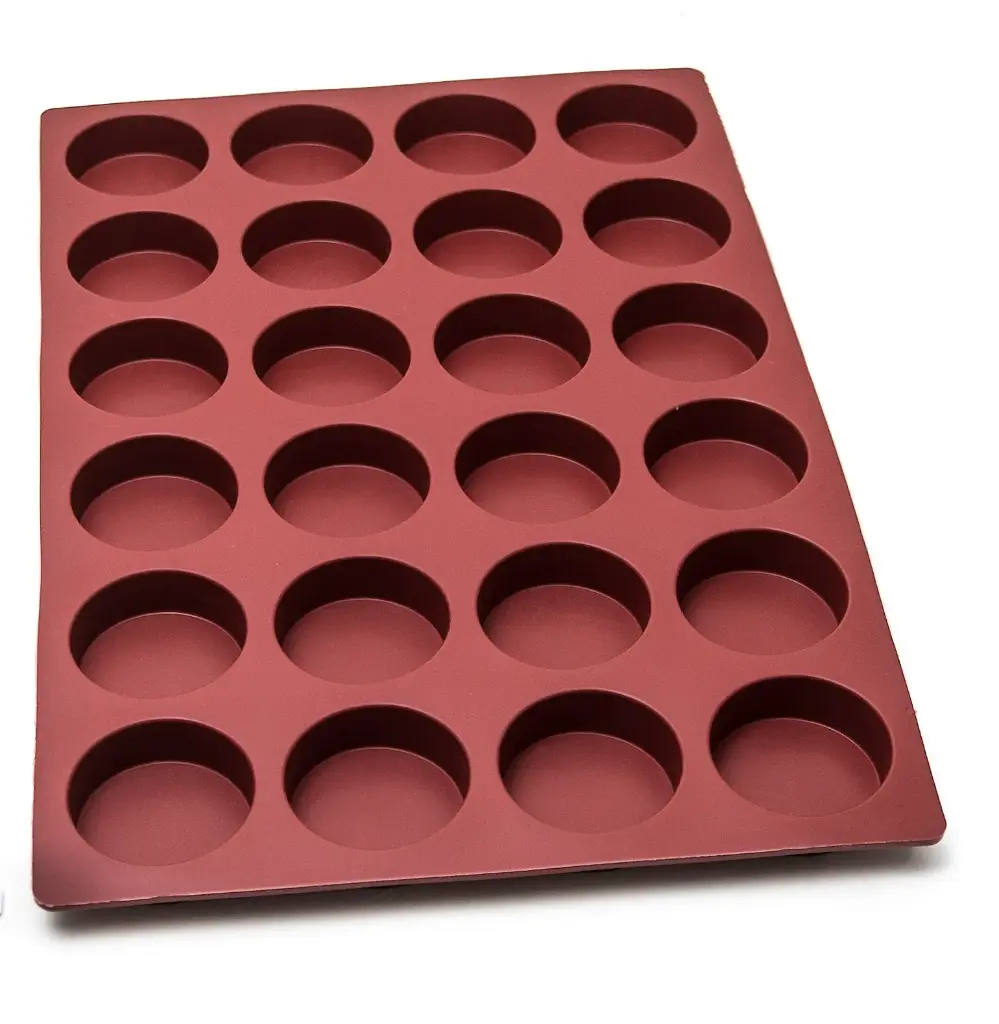 MAE - MOULE CYLINDRE SILICONE 60 X 40CM - 24 ALVEOLES DIAM 81MM HT 28MM 139ML