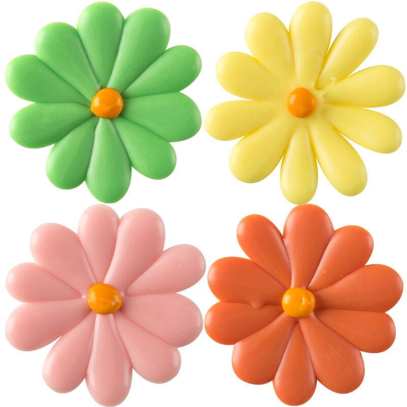 1061053 ASSORTMENT OF LARGE CHOCOLATE DAISIES 3CM 140 PCES ***ON ORDER***