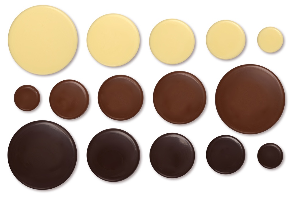 ROND ASSORTIMENT - WITTE, MELK- EN PURE CHOCOLADE - Ø1,7 - 4,5CM - 120STUKS