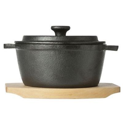 C&T MINI CASSEROLE CAST IRON 13.5CM ON BOARD