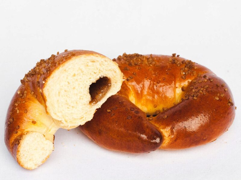 CROISSANT BRIOCHE SUCRE-CANNELLE CUIT CARTON 30PCS