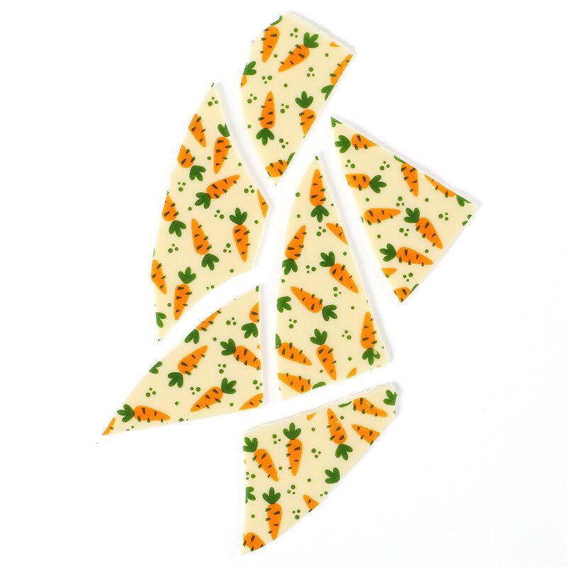  2075053 CHOCOLATE TO BREAK CARROT 30X12CM 8PCS ***ON ORDER***