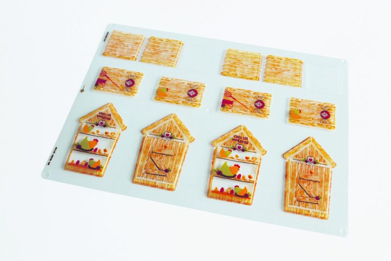 PCB Blisters cabines Kippenhok voor 4 stuks 7,4x5,7 cm H. 11,4 cm 2 stuks ***s/cd***
