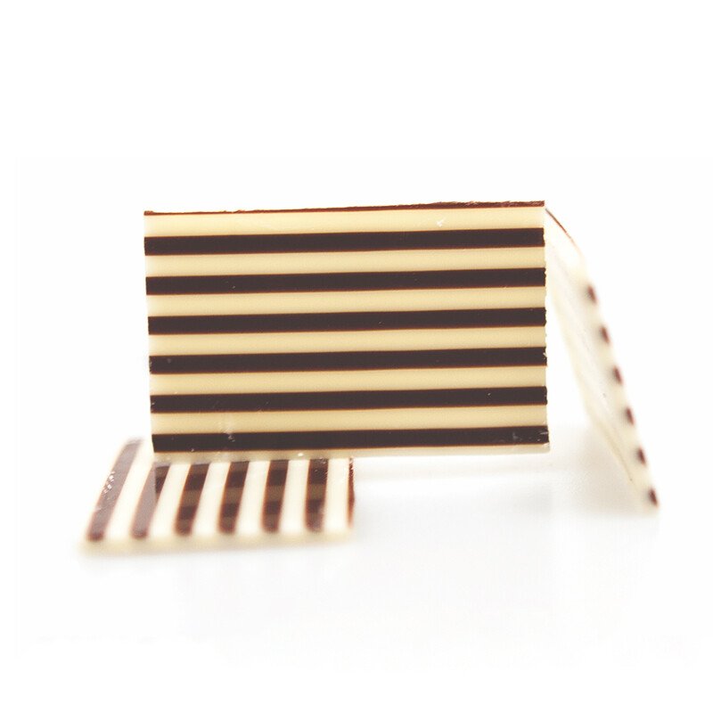 1095687 POLLINO LINEA DARK/WHITE 4X2,5CM (+/- 350PCS) 700GR 