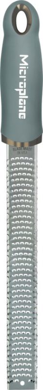 MICROPLANE GRATER PREMIUM ZESTOR STAINLESS STEEL/EUCALYPT GREEN