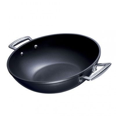 LE CREUSET LES FORGEES ANTI-AANBAK WOK.32CM 2 HANDGREPEN