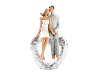 LOVING COUPLE SITTING ON SILVER HEART H22CM