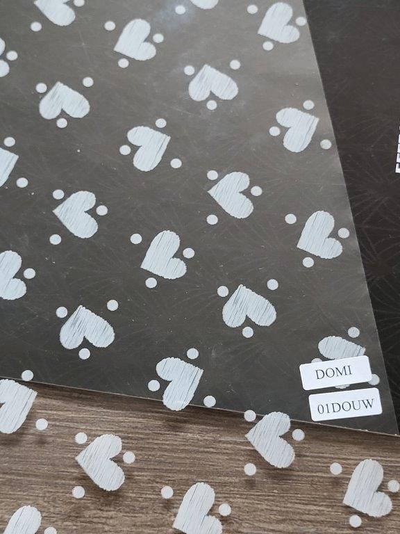 EASY CUTTING BOX AVEC FILM PP TRANSPARENT COEURS BLANCS 60CMX50M