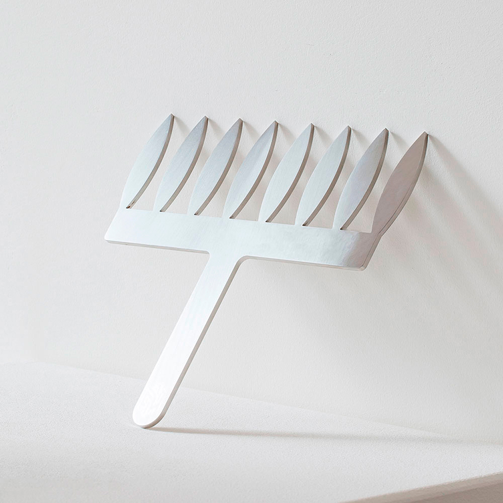 PEIGNE À TREMPER DÉCOR "8 FEUILLES DE 6 CM" MODÈLE "COMB"