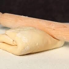 CSM 23586 BOTER BLADERDEEGBLOK 2X5KG = DOOS