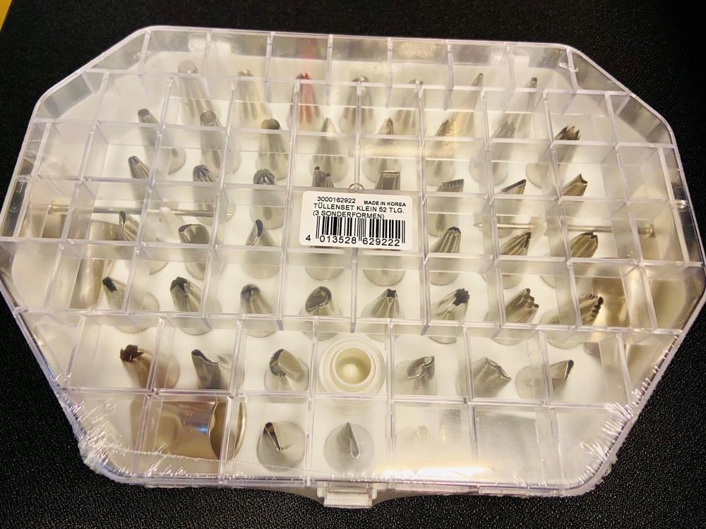 SET OF 55 ASSORTED STAINLESS STEEL TIPS, SMALL MODELS