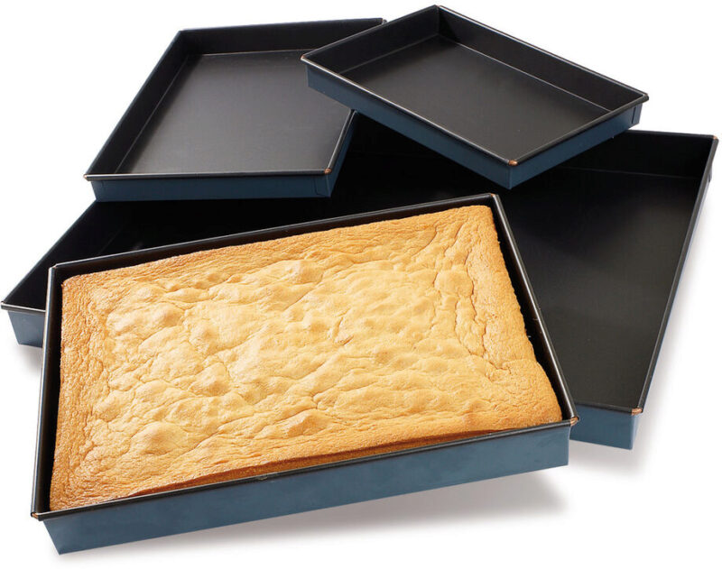MATFER CAISSE A GENOISE EXOPAN 25X35XH3.5CM