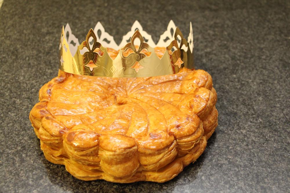 ❄️15300 BUTTER KING CAKE 28 CM ABRIKOOS FRANGIPANE 12 X 850GR SANTON PANISTAR