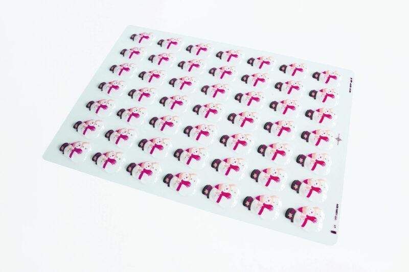 065189 PCB BLISTERS BONHOMMES DE NEIGE SOIT 98 EMPREINTES 4,6X3,4 CM 2PCES ***S/CD***