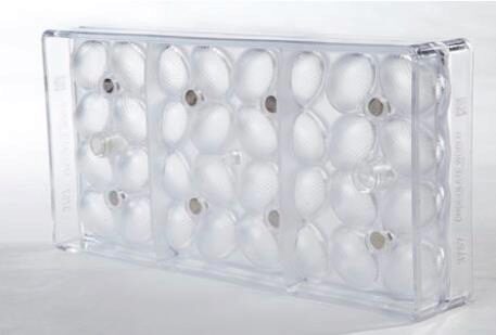 MAGNETISCHE CHOCOLADEVORM GESTREEPT EI CW3757 30X22XHT11MM / 4 X 8 -- 4GR