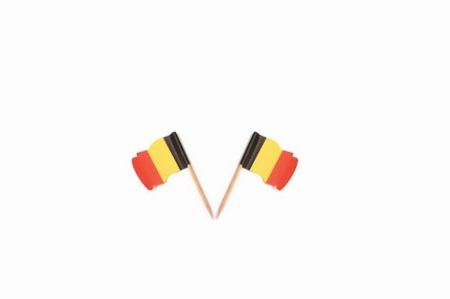 [53522237] PIQUE AVEC DRAPEAUX BELGE FLOTTANT  BOITE DE 144 PCES