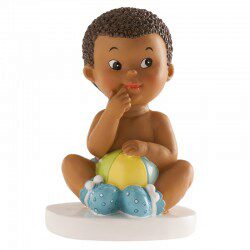 [70409946] 310136 ZITTENDE BABY BOY MET PLUCHE= STUK