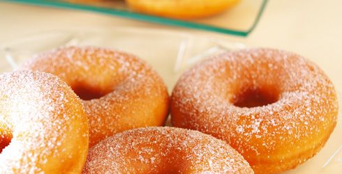 [05040905] KOMPLET NATUUR DONUT MET SUIKER 48 X 50GR = DOOS