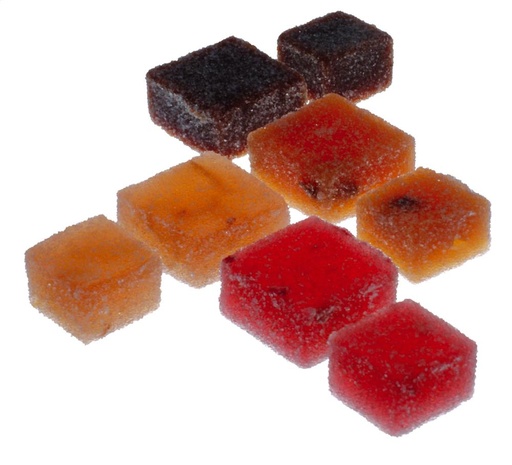 [13050033] ZOETE VIERKANTJES VAN VERSCHILLENDE SOORTEN VRUCHTENPASTA IN BULK 2KG = DOOS