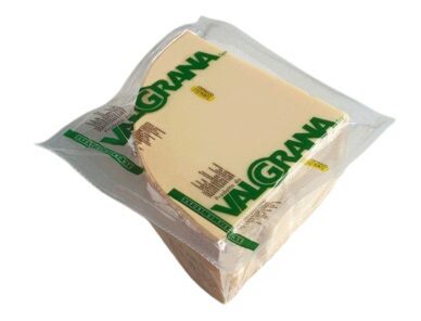 [06100061] ITALIAANSE GRANA PADANO KAASBLOK ± 4,5KG VALGRANA***VARIABEL GEWICHT***