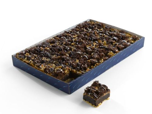[02040373] A246C30 ROCKY ROAD CAKE 37X24CM 3 X 2300GR = DOOS  ** OP BESTELD **