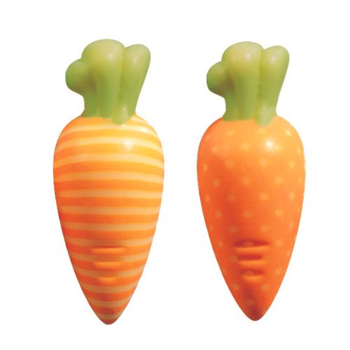 [08056500] 087046 PCB CARROTS CB 2 DESIGNS 4.1X1.6 CM 114PCES ***S/CD***