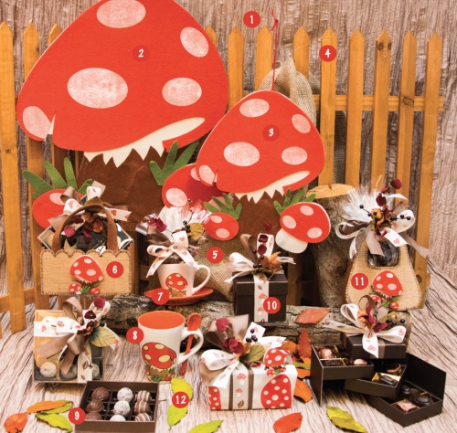 [61100029] CONICAL JUTE BASKET WITH MUSHROOM DECORATION 15 X 15 X 7 CM = PIECE