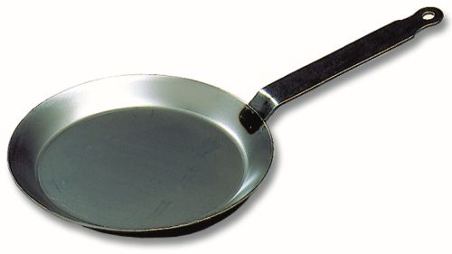 [55052207] PANNENKOEKEN PAN ZWART BLAD 24CM DIKTE 2MM=STUK